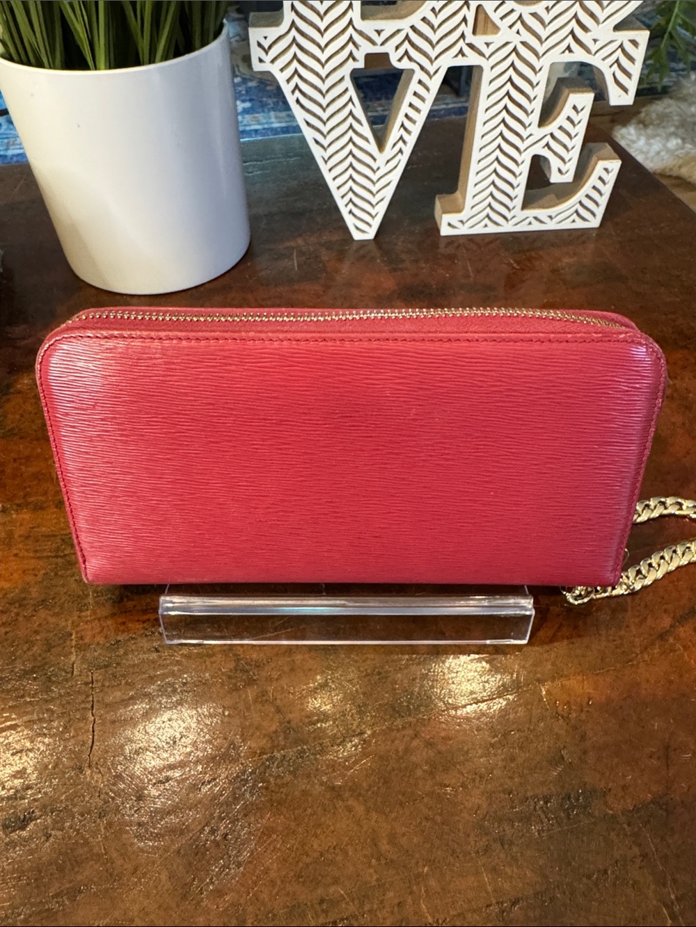Prada Hot Pink Saffiano Zip Wallet with Gold Chain Strap - Picture 8 of 16